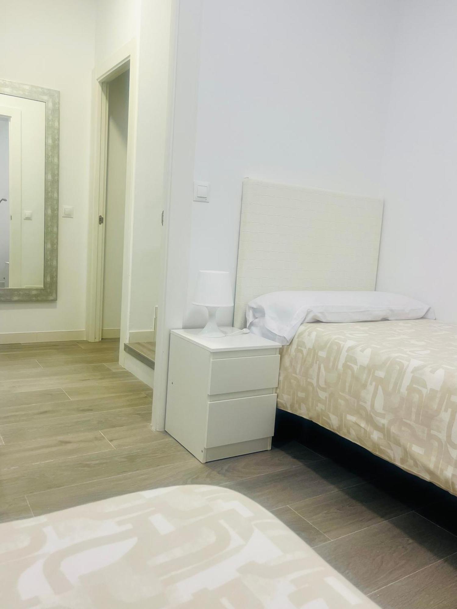 Luxury Carihuela Beach Torremolinos Exterior photo